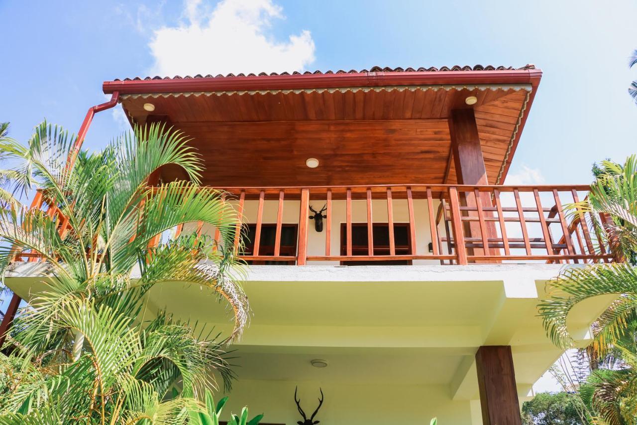Anb Surf View Hotel Tangalle Exterior photo