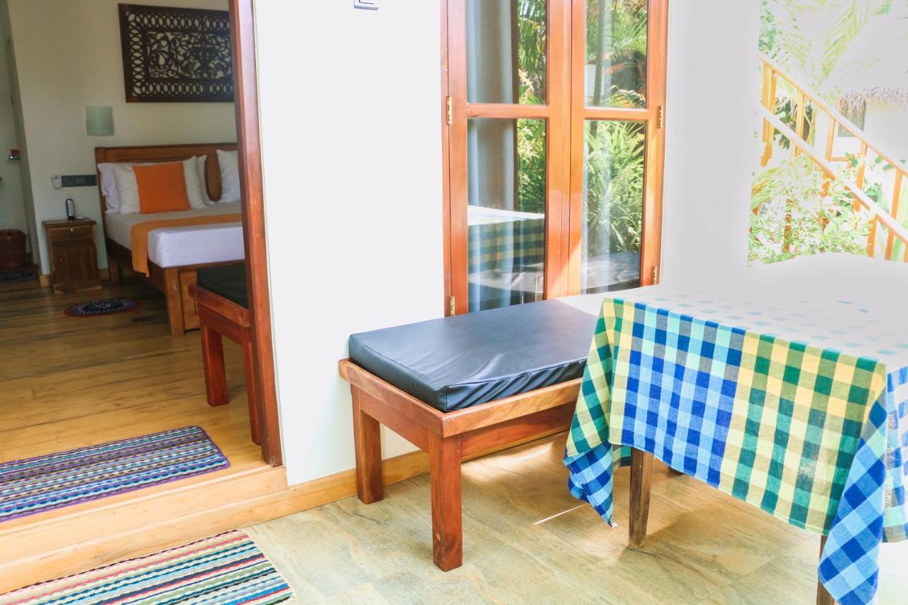 Anb Surf View Hotel Tangalle Exterior photo